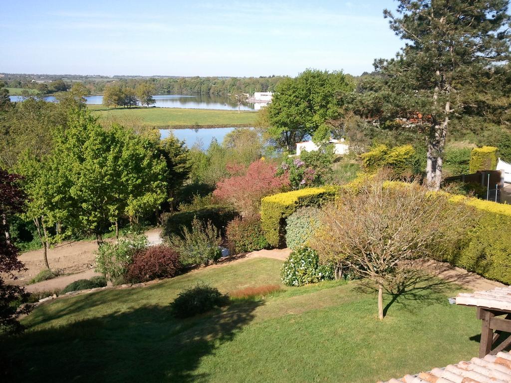 Bed and Breakfast Mas Du Trezon Cholet Zewnętrze zdjęcie